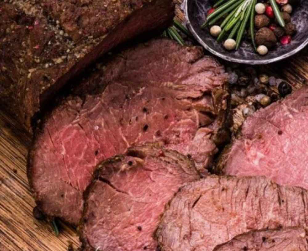 BISON CHUCK ROAST / per lb.