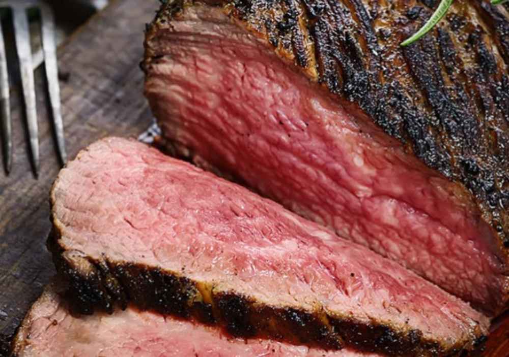 BISON TOP ROUND ROAST / per lb.